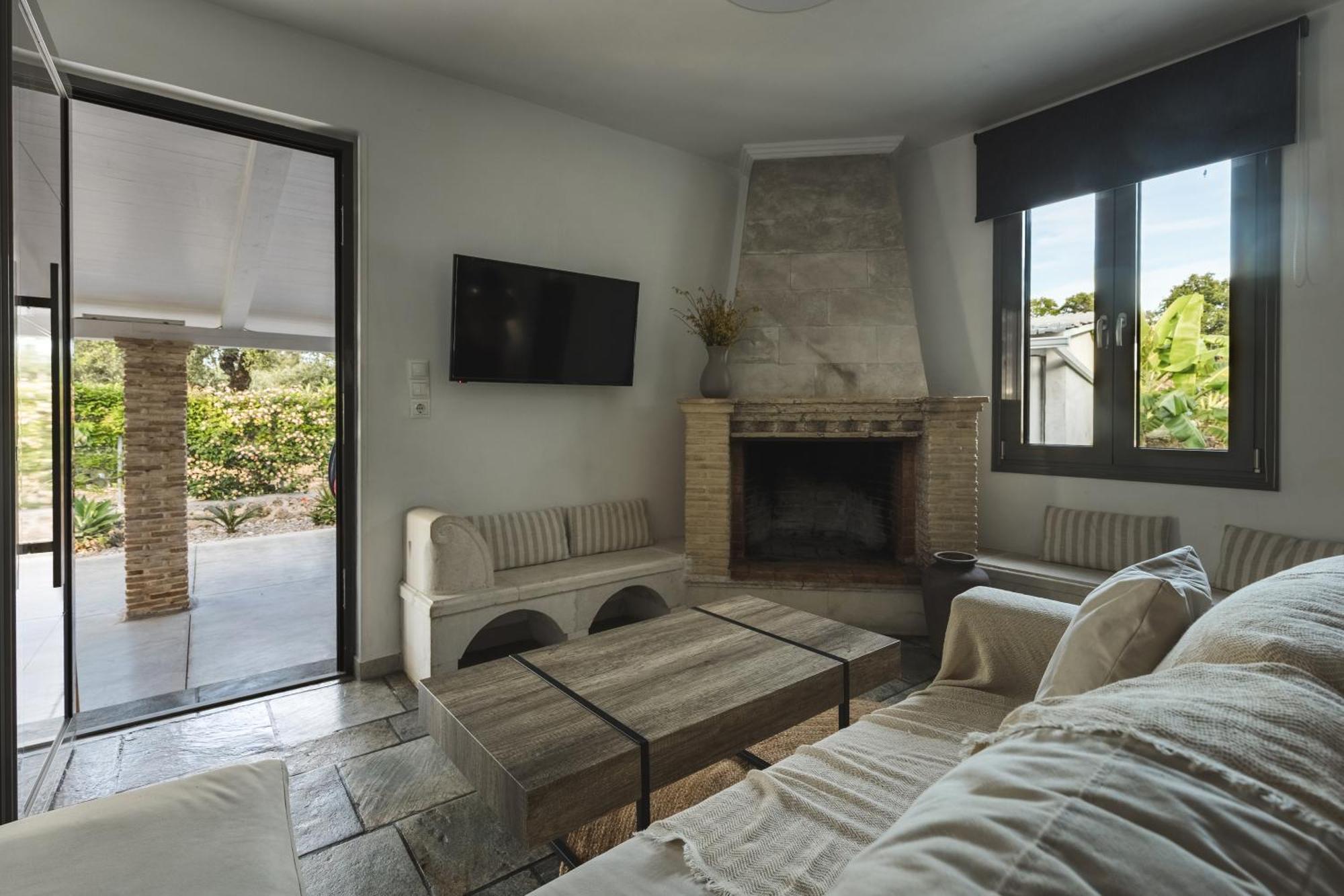 Binios Villa - Private Pool, Walking Distance From The Beach Vasilikí Zewnętrze zdjęcie